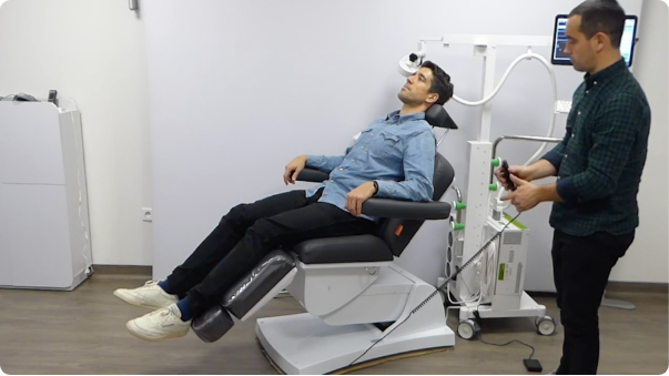 Conoce la Estimulación Magnética Transcraneal (TMS)